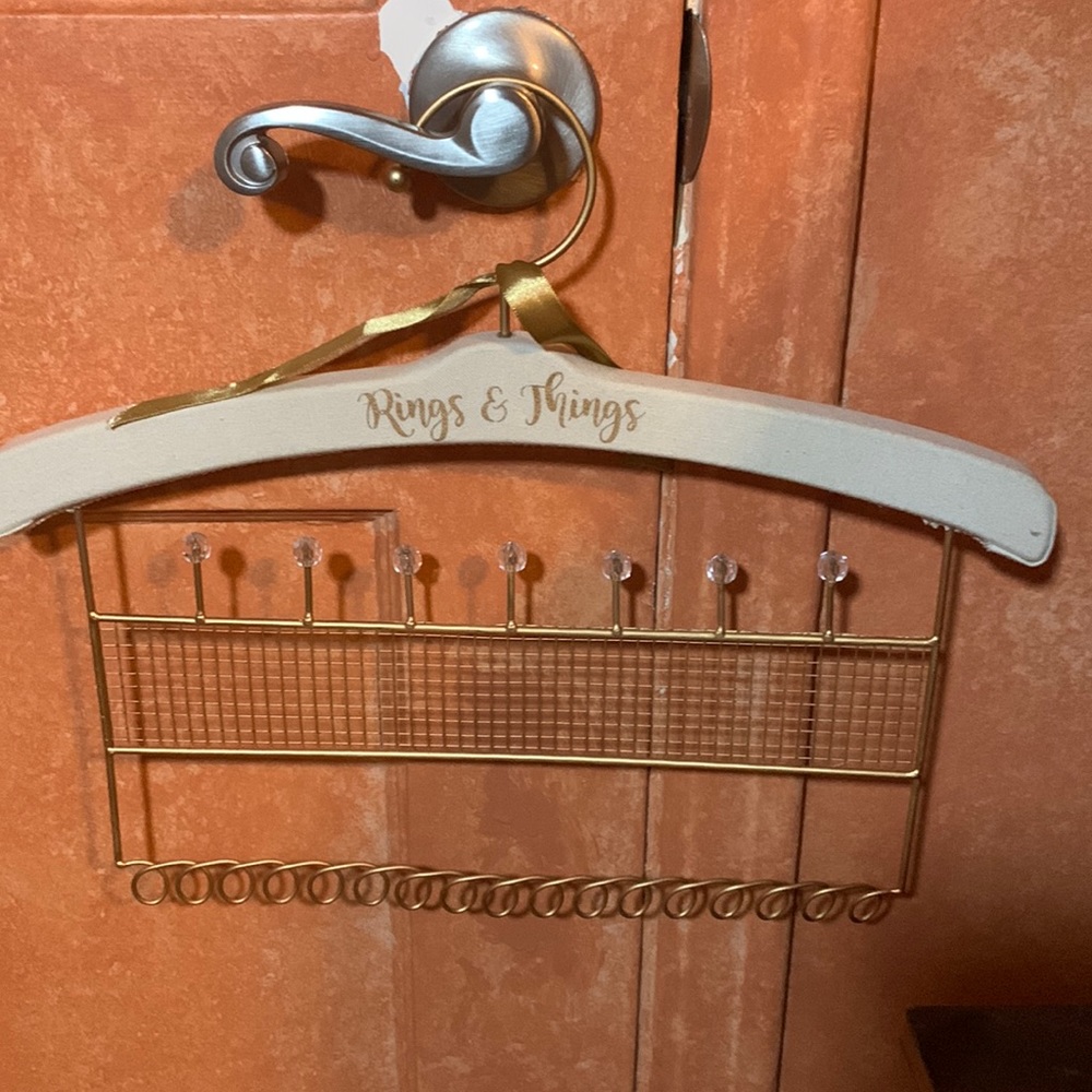 ❤️4 for 25 ❤️Rings and things hanger for jewelry